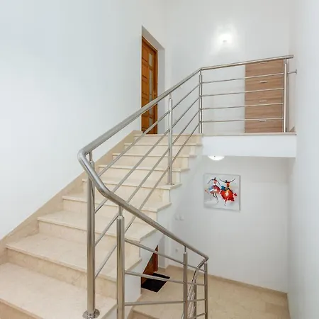 펜션 Pet Friendly In Divšići