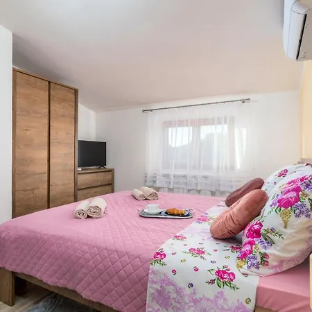Gorgeous In With Wifi Holiday home *