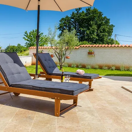 Gorgeous In With Wifi Holiday home